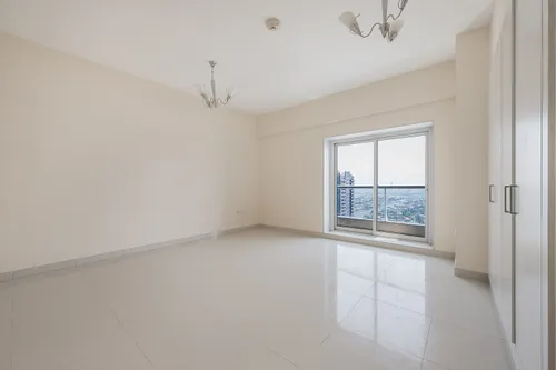 4 Bedrooms Apartment in Dubai Star
