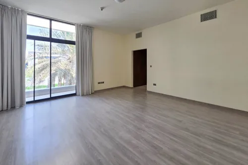 4 Bedrooms Villa in West Yas