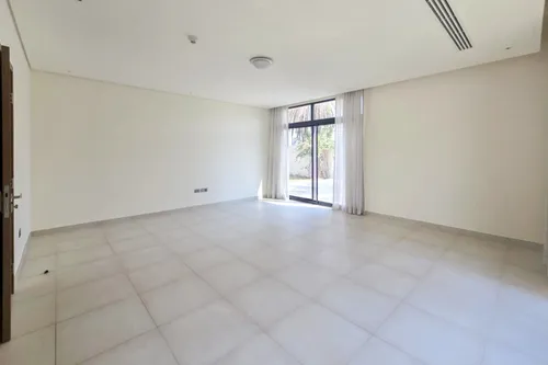 4 Bedrooms Villa in West Yas