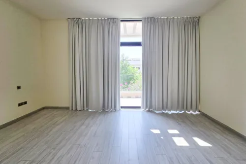 4 Bedrooms Villa in West Yas