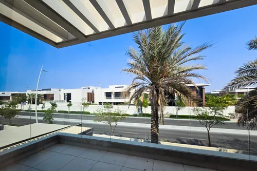 4 Bedrooms Villa in West Yas