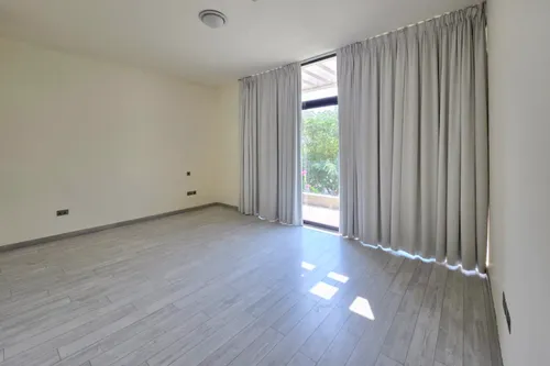 4 Bedrooms Villa in West Yas