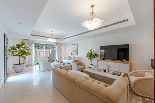 4 Bedrooms Villa in Mangrove Village
