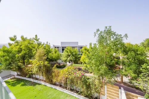 4 Bedrooms Villa in Arabella Townhouses 2