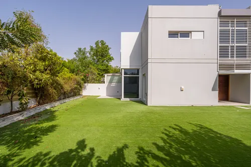 4 Bedrooms Villa in Arabella Townhouses 2