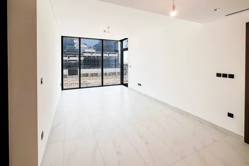 2 Bedrooms Apartment in The Crest Tower D