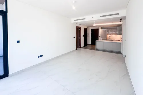 2 Bedrooms Apartment in The Crest Tower D