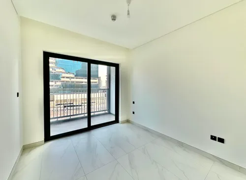 2 Bedrooms Apartment in The Crest Tower D