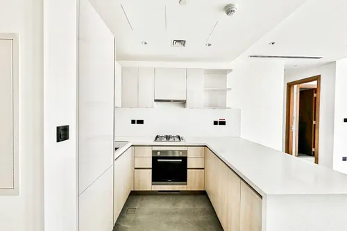 2 Bedrooms Apartment in The Crest Tower D