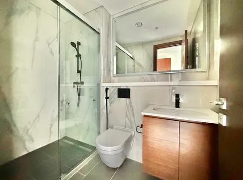 2 Bedrooms Apartment in The Crest Tower D