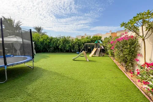 3 Bedrooms Villa in Al Reem 1