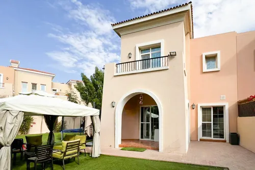 3 Bedrooms Villa in Al Reem 1