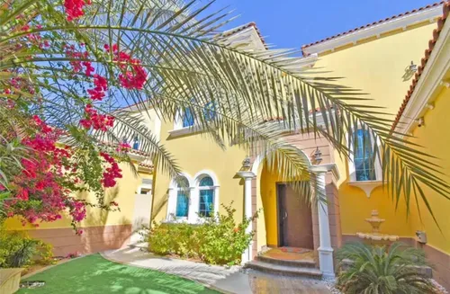 5 Bedrooms Villa in District 5 Legacy