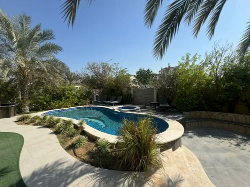 5 Bedrooms Villa in District 5 Legacy