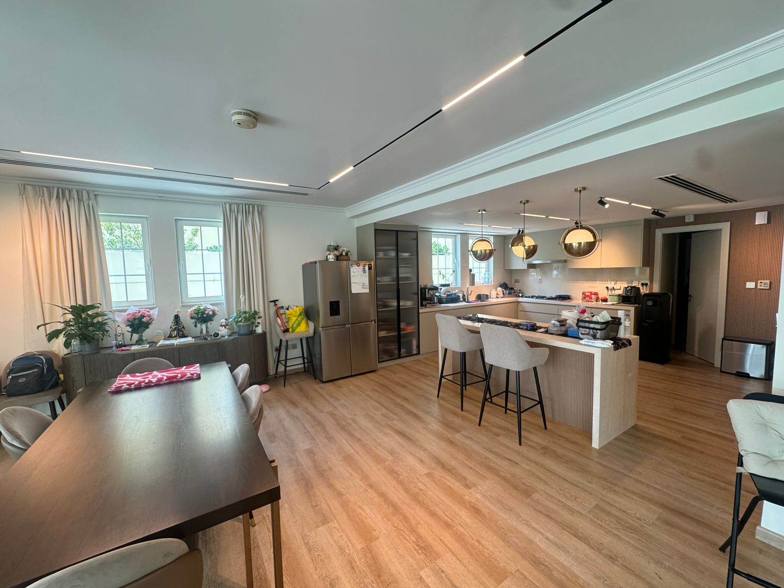 4 Bedrooms Villa in Legacy Large