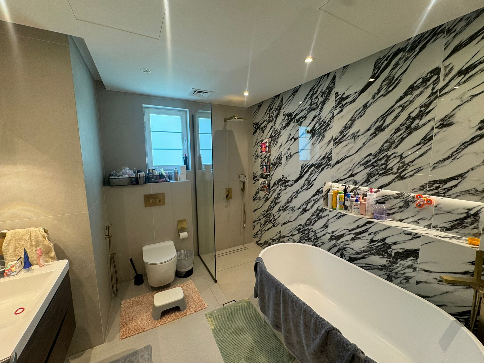 4 Bedrooms Villa in Legacy Large