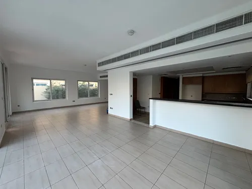 4 Bedrooms Villa in District 9 Legacy