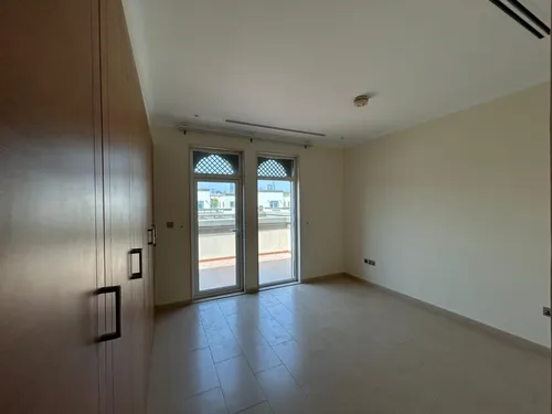3 Bedrooms Villa in District 5 Legacy