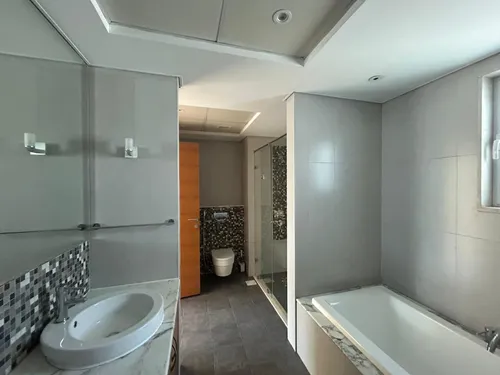 3 Bedrooms Villa in District 5 Legacy