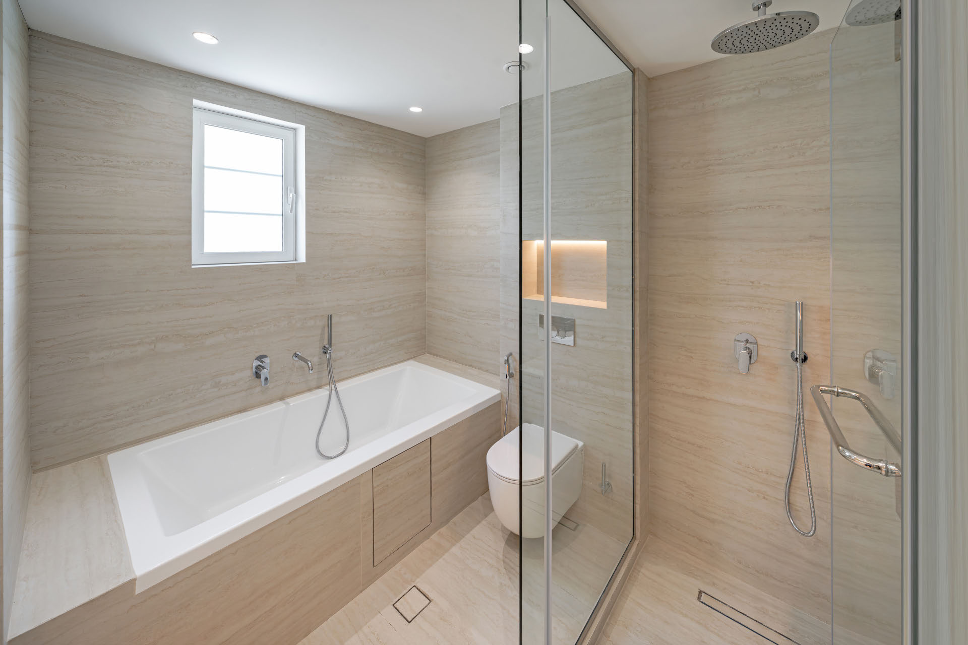 4 Bedrooms Villa in Legacy Large