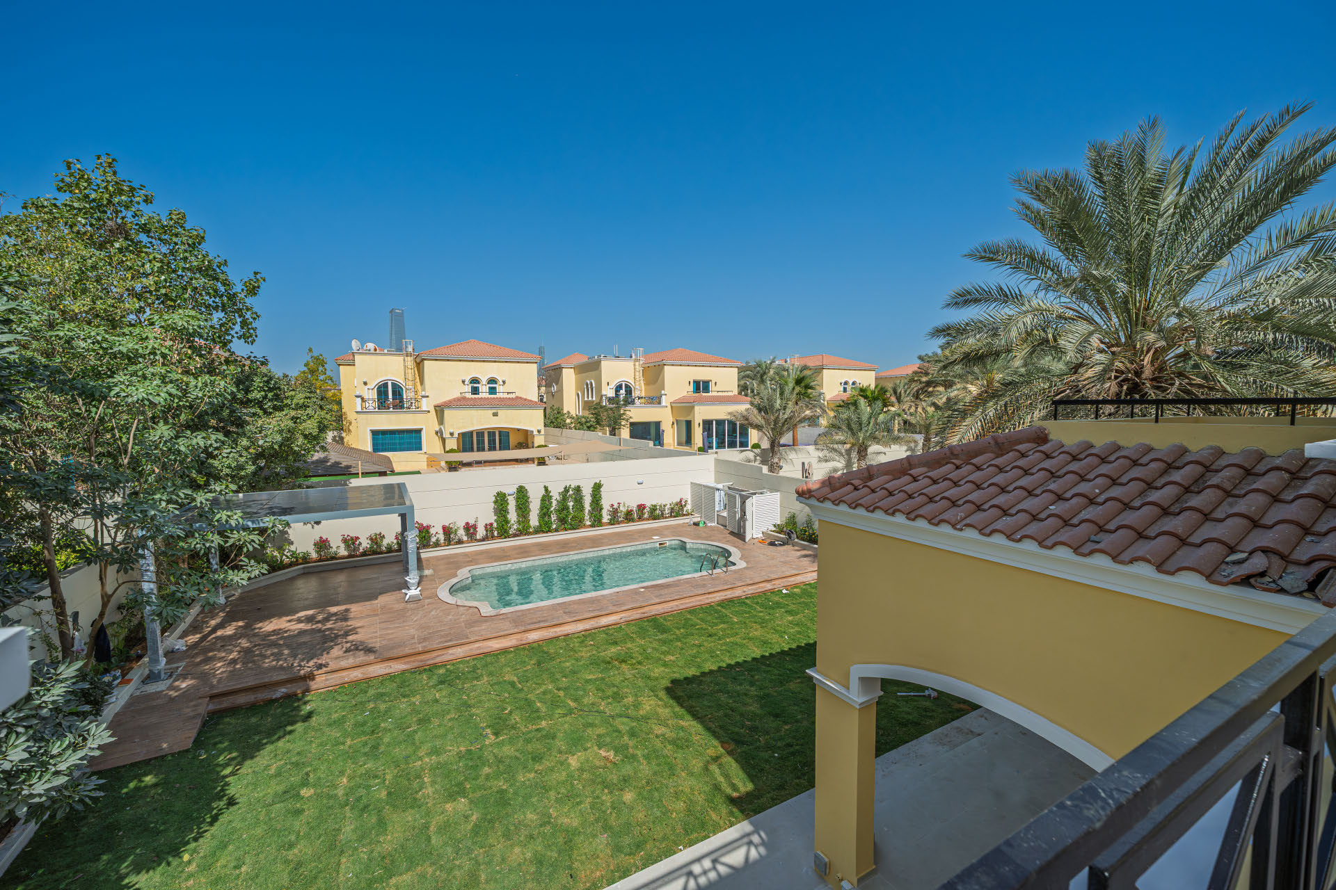 4 Bedrooms Villa in Legacy Large