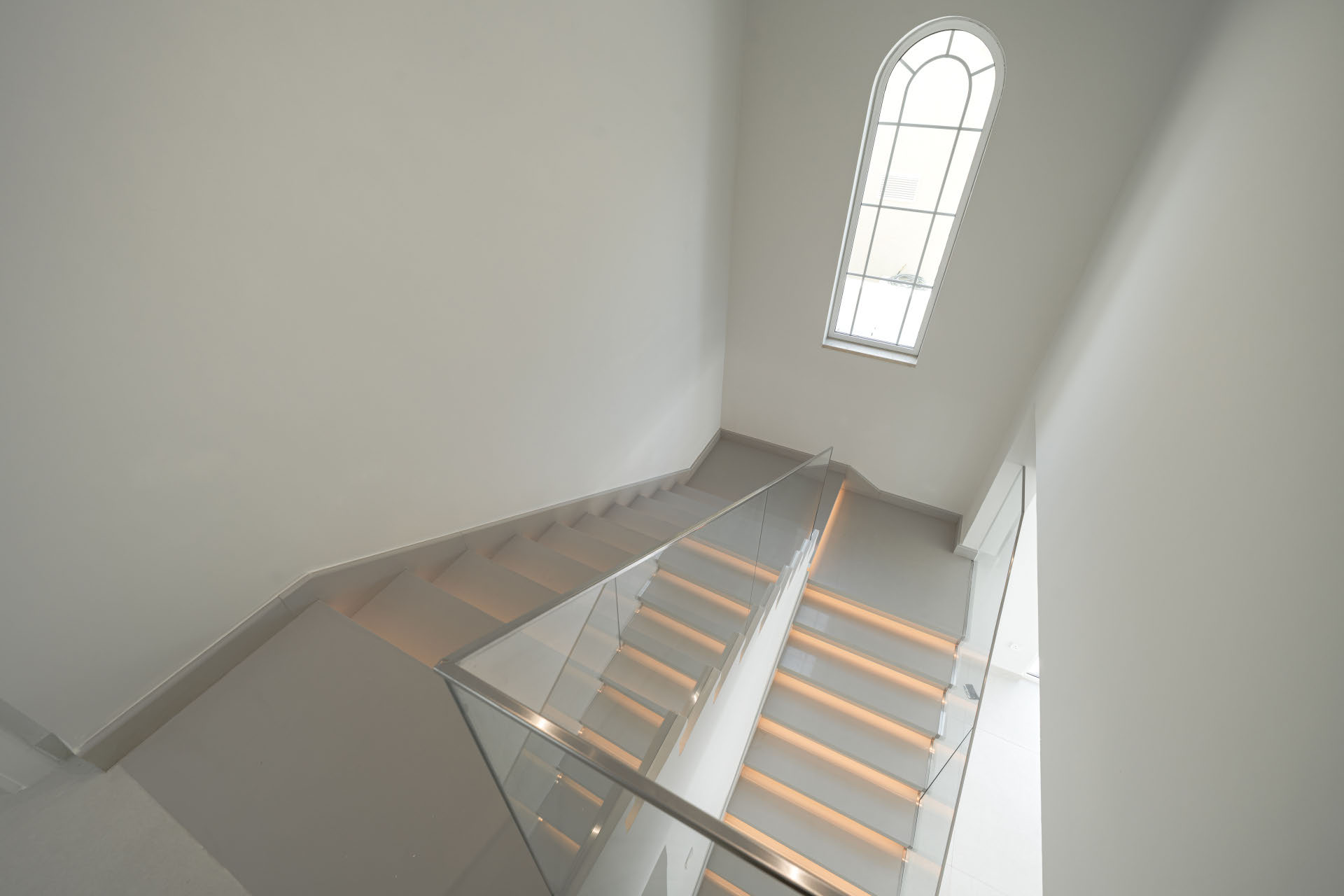 4 Bedrooms Villa in Legacy Large