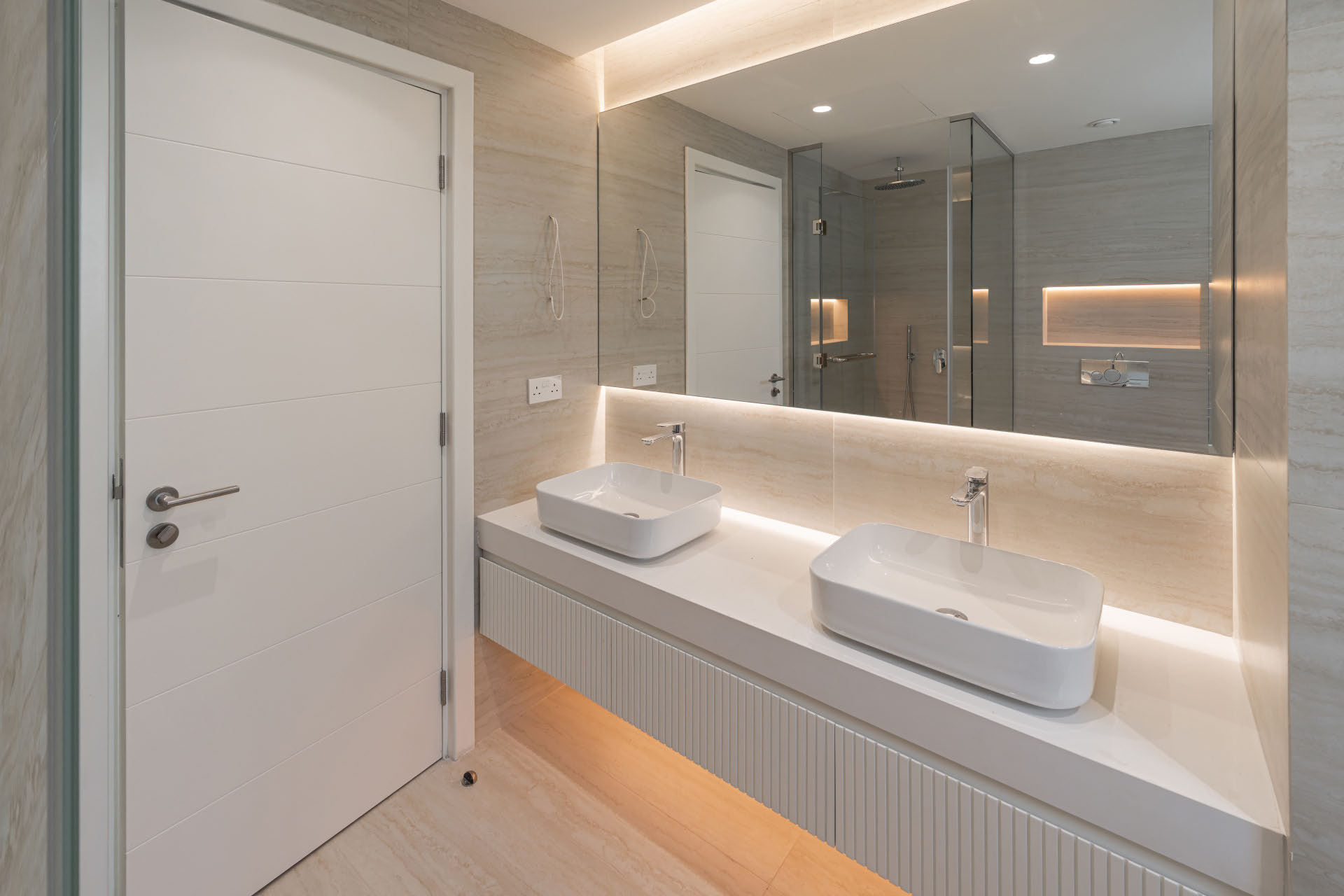 4 Bedrooms Villa in Legacy Large