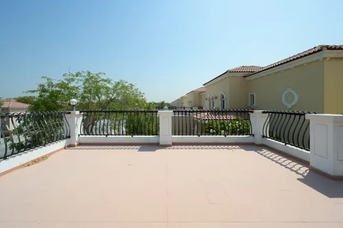 4 Bedrooms Villa in District 8 Legacy