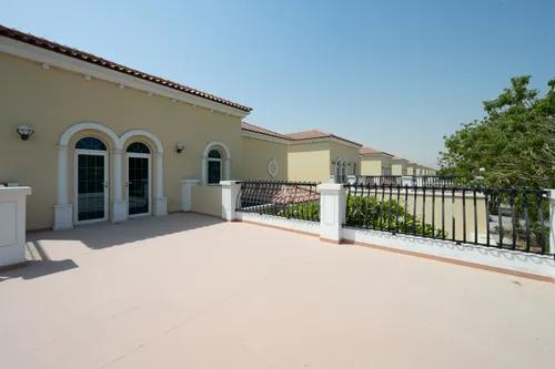 4 Bedrooms Villa in District 8 Legacy