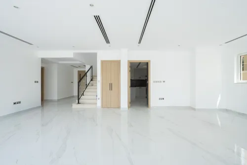 4 Bedrooms Villa in District 8 Legacy