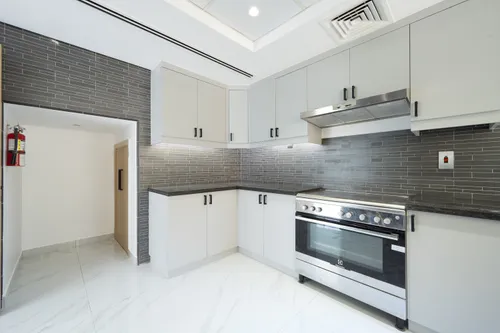 4 Bedrooms Villa in District 8 Legacy