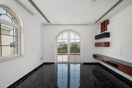 4 Bedrooms Villa in District 3 Legacy