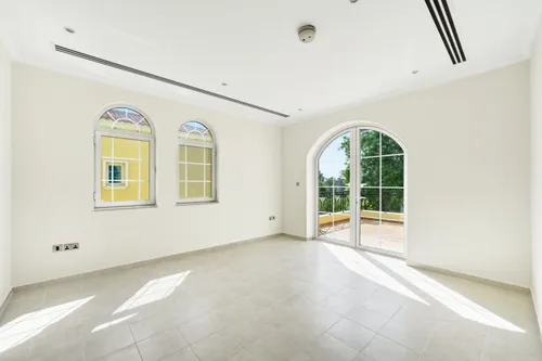 4 Bedrooms Villa in District 4 Legacy