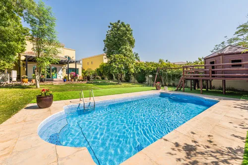 4 Bedrooms Villa in District 4 Legacy