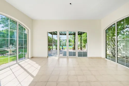 4 Bedrooms Villa in District 4 Legacy