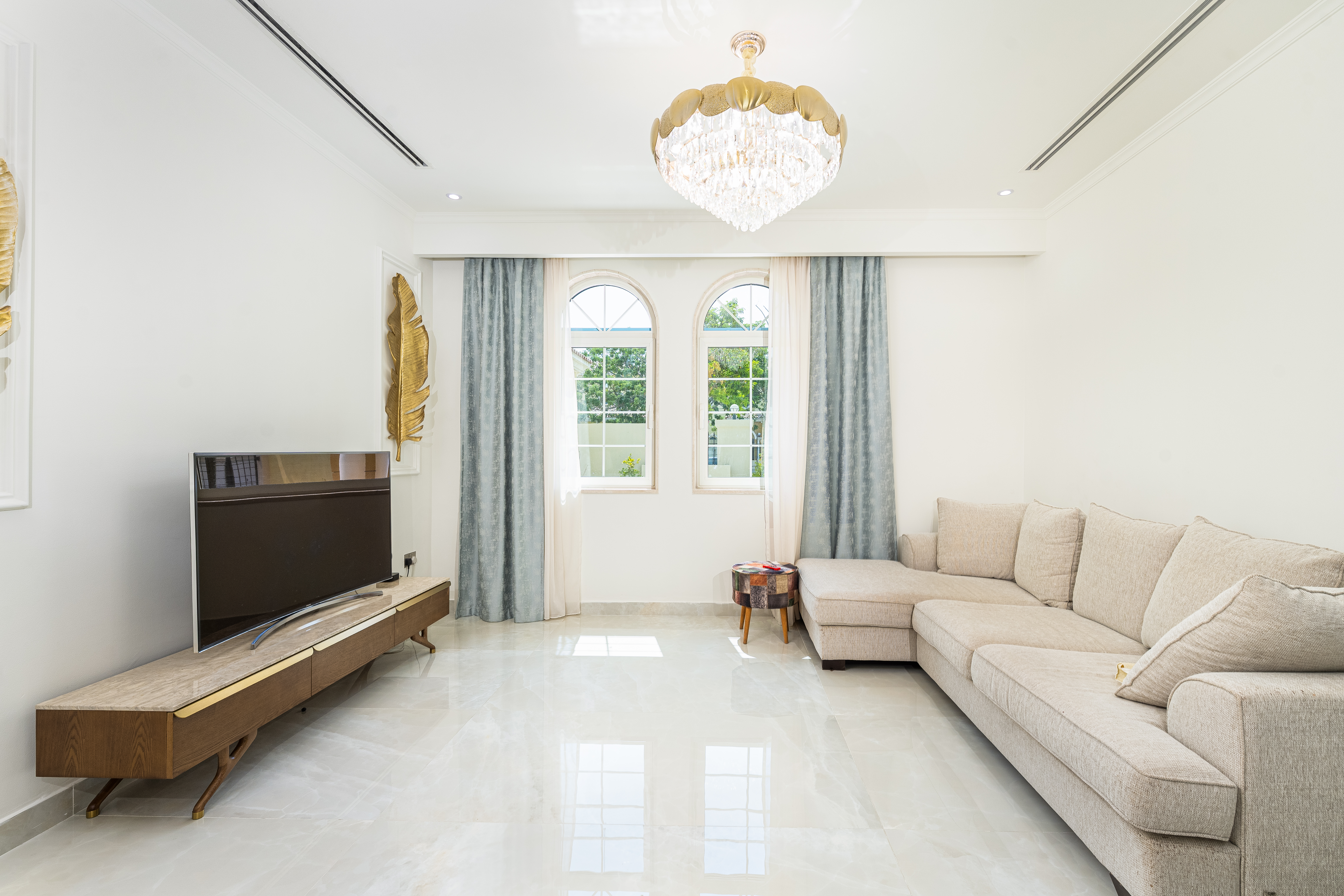 3 Bedrooms Villa in Legacy Small