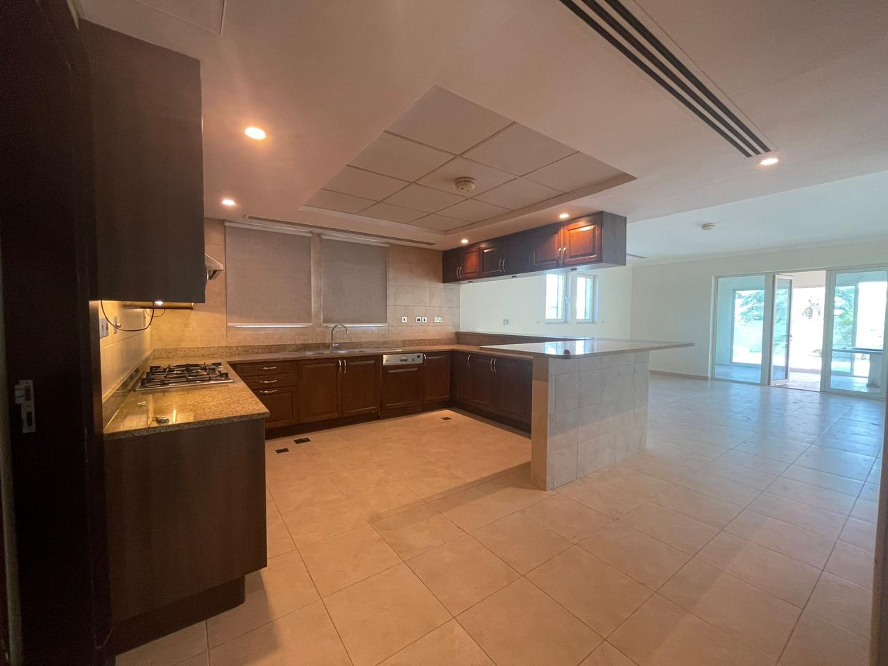 5 Bedrooms Villa in District 3 Legacy