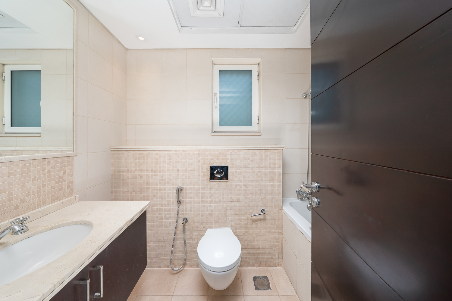 5 Bedrooms Villa in District 3 Legacy