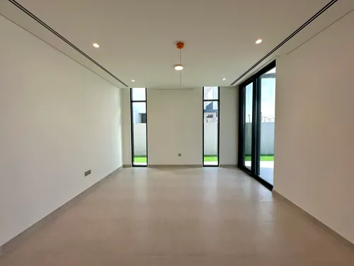 4 Bedrooms Villa in Elie Saab 1