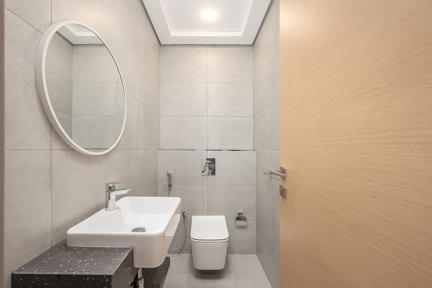 2 Bedrooms Apartment in Diamond Building