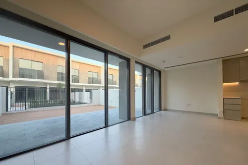 3 Bedrooms Townhouse in Orania