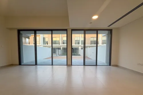 3 Bedrooms Townhouse in Orania