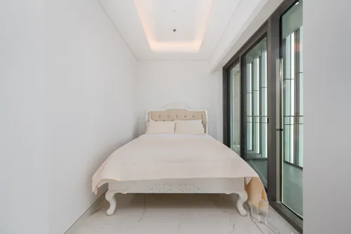 2 Bedrooms Apartment in Azizi Fawad Residence (Creek Views II)