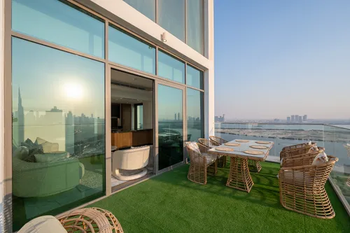 2 Bedrooms Apartment in Azizi Fawad Residence (Creek Views II)