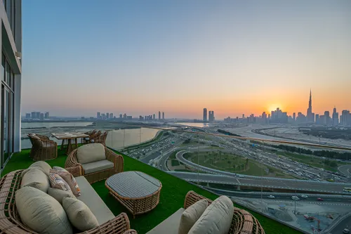 2 Bedrooms Apartment in Azizi Fawad Residence (Creek Views II)