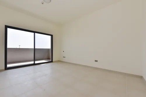 5 Bedrooms Villa in West Yas