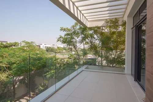 5 Bedrooms Villa in West Yas