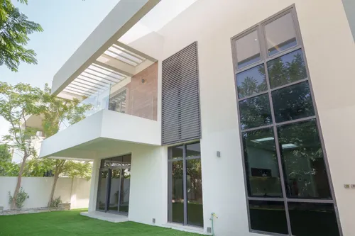 5 Bedrooms Villa in West Yas
