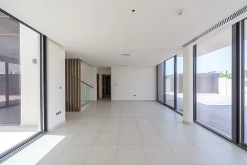 Fully-renovated | Facing Green Belt | Hot Deal