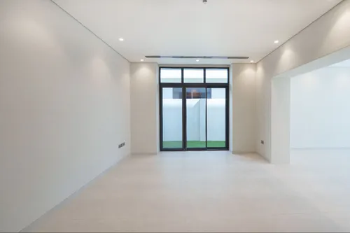 5 Bedrooms Villa in West Yas